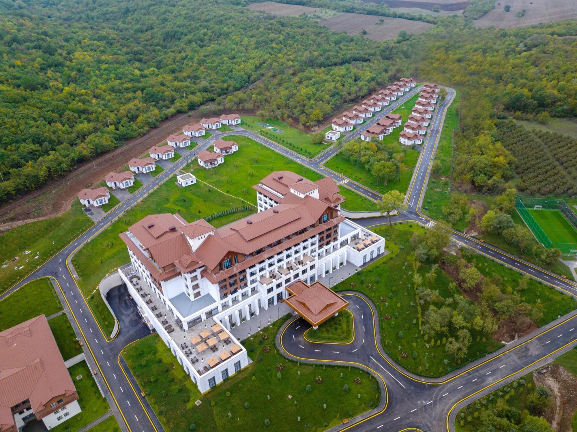 Shabran Wellbeing Resort Pirebedil' Eksteriør billede