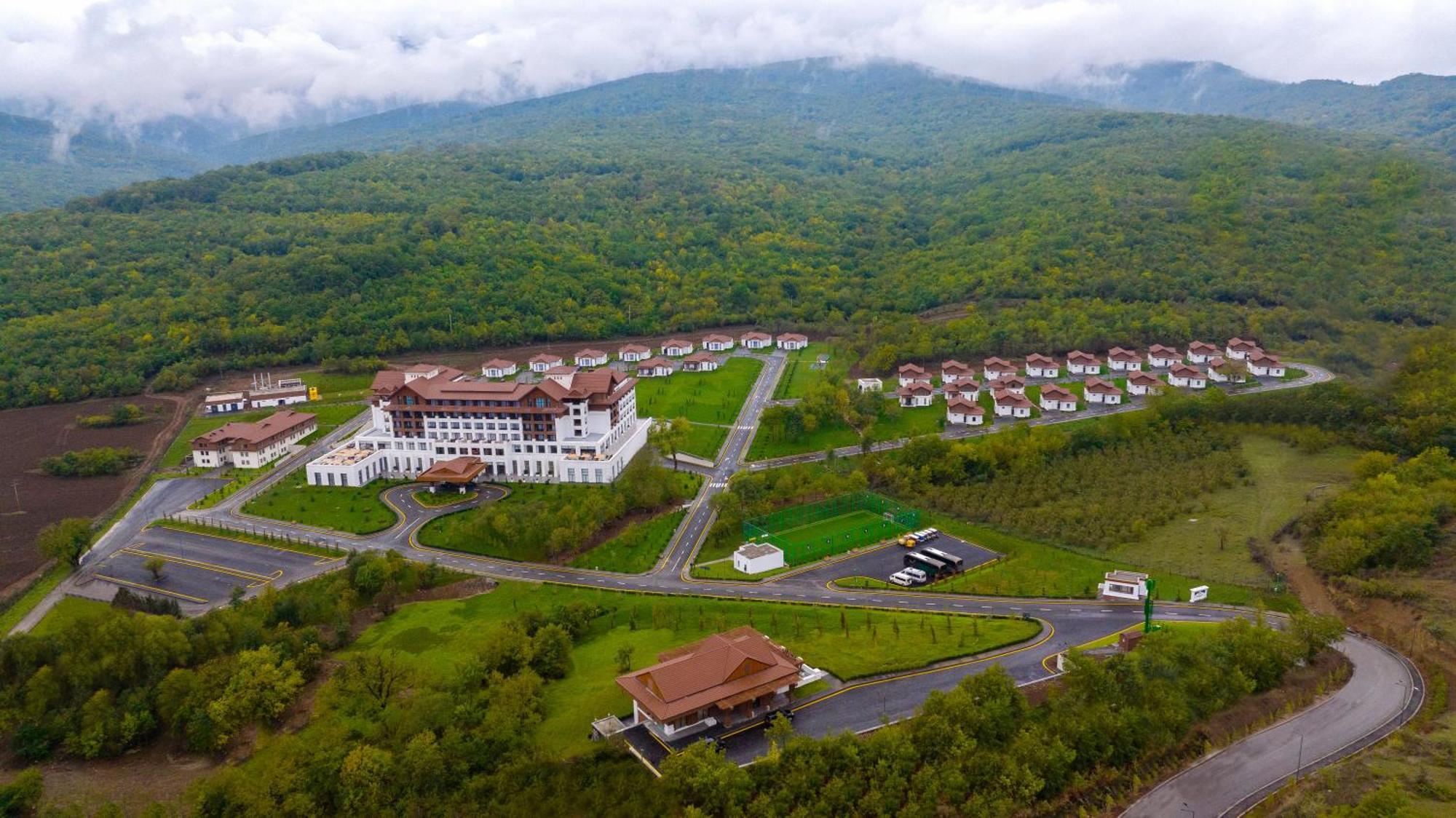 Shabran Wellbeing Resort Pirebedil' Eksteriør billede